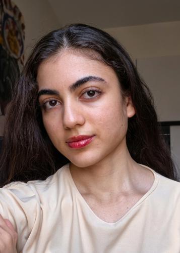 Aynaz Norouzi_portrait.jpg